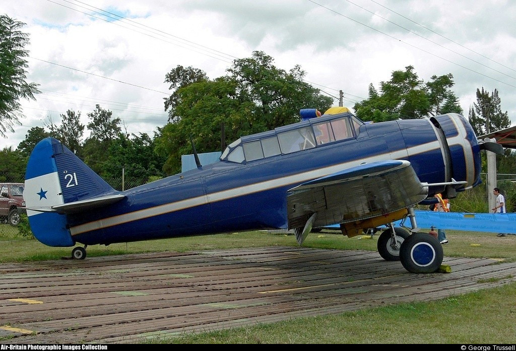 North American NA-16-2 conservado en el Museo del Aire de Honduras