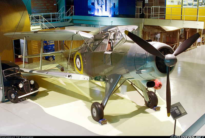 Fairey Albacore Nº de Serie N4389 está en exhibición en el Fleet Air Arm Museum en Somerset, Inglaterra