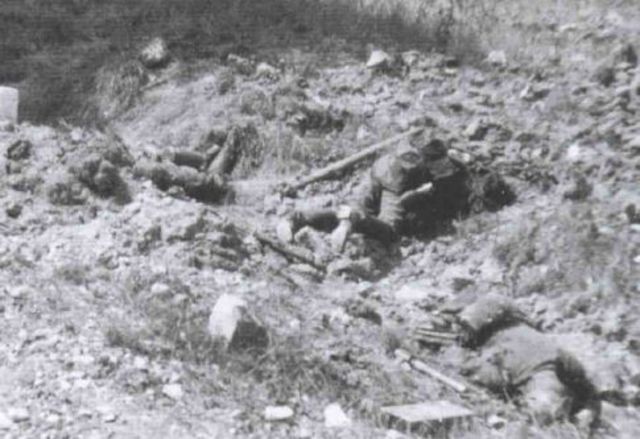 Tres soldados alemanes muertos por un proyectil de artillería francés
