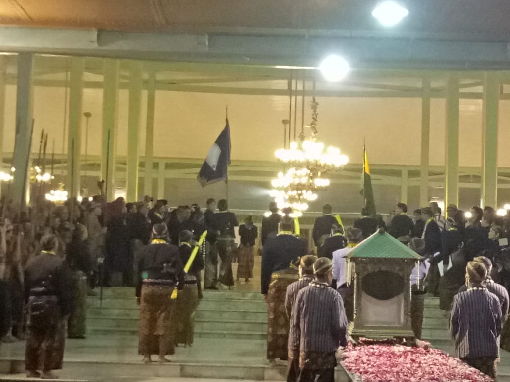 Acara kirab selesai