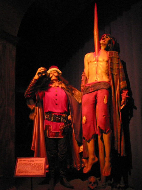 vlad_wax_museum_impalement.jpg