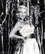 Lizabeth_Scott_b05