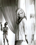 nancy_sinatra_86