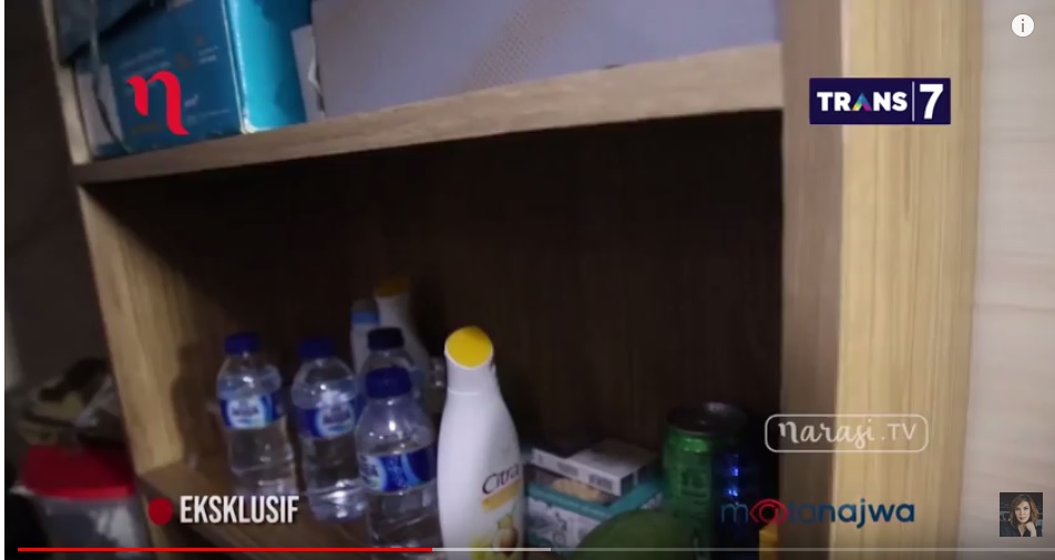 Lotion di kamar Wawan