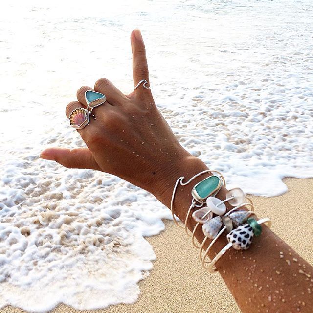 94c43947856b0aeb3feb6362af73ae1a--beach-jewelry-sea-glass-jewelr.jpg