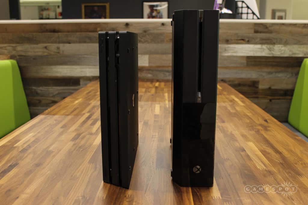 PS4 Pro vs Xbox One verticale