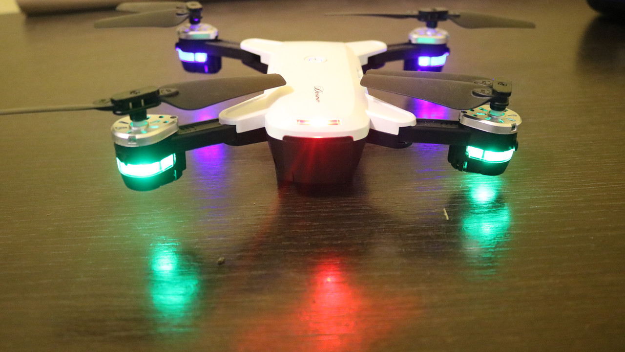 Dron YH-19 oświetlenie